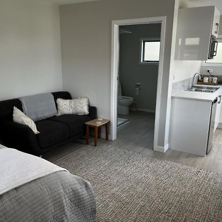Raglan Retreat On Gilmour Apartment Ngoại thất bức ảnh