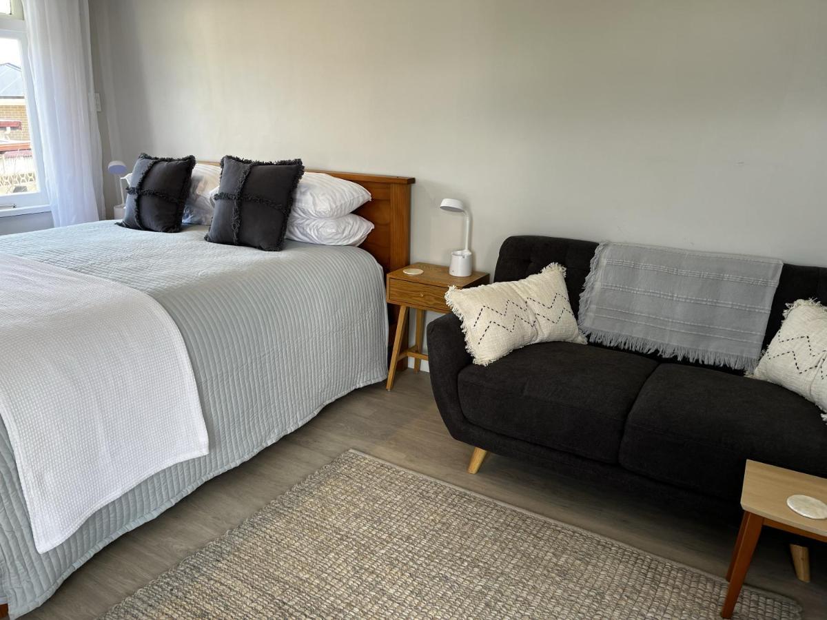 Raglan Retreat On Gilmour Apartment Ngoại thất bức ảnh